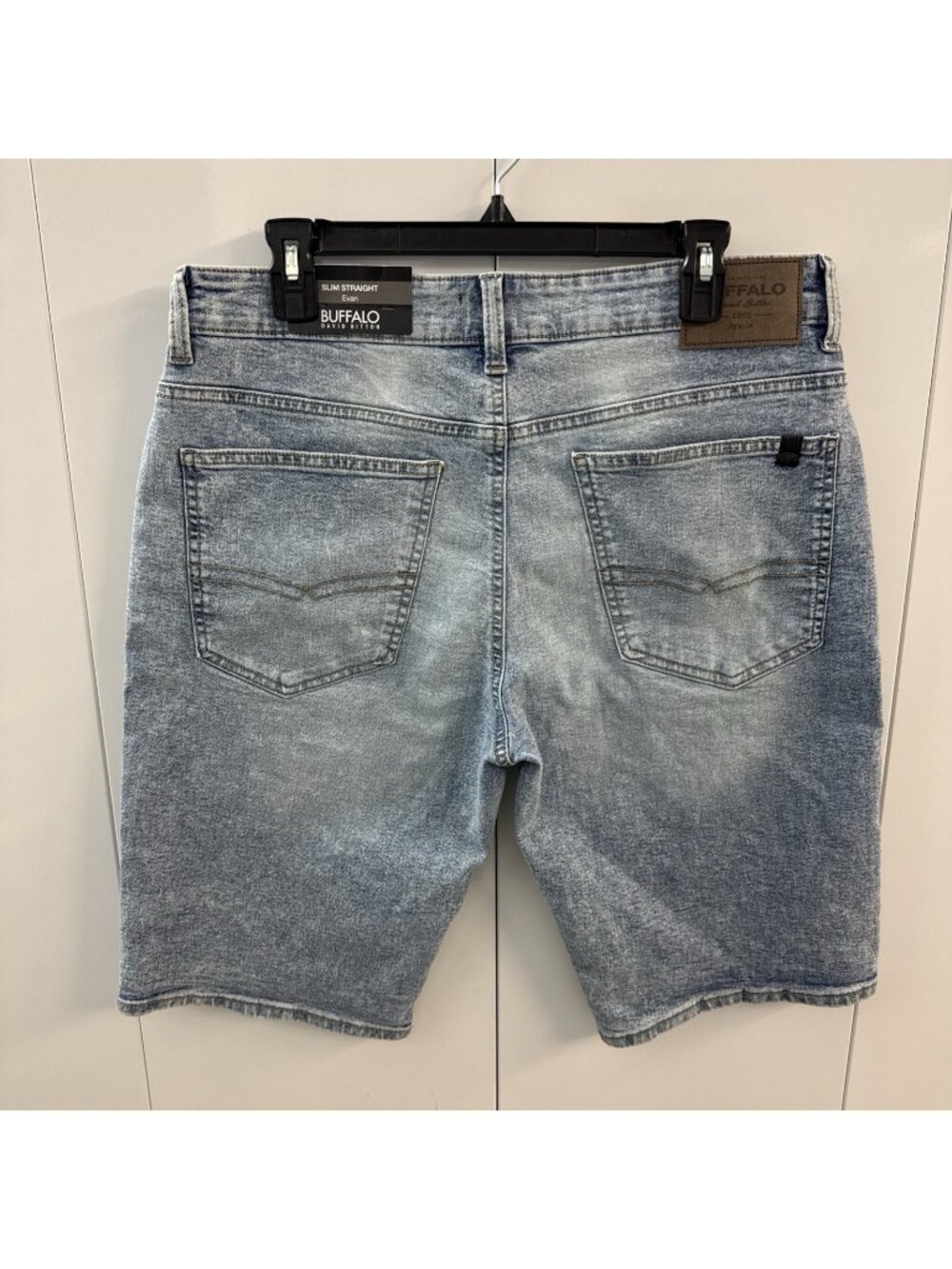 Buffalo David Bitton Jean Shorts Slim Straight Evan Size 34 Bleached & Blasted